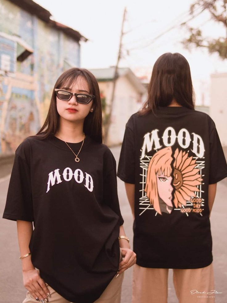WOMENS COLLECTION
