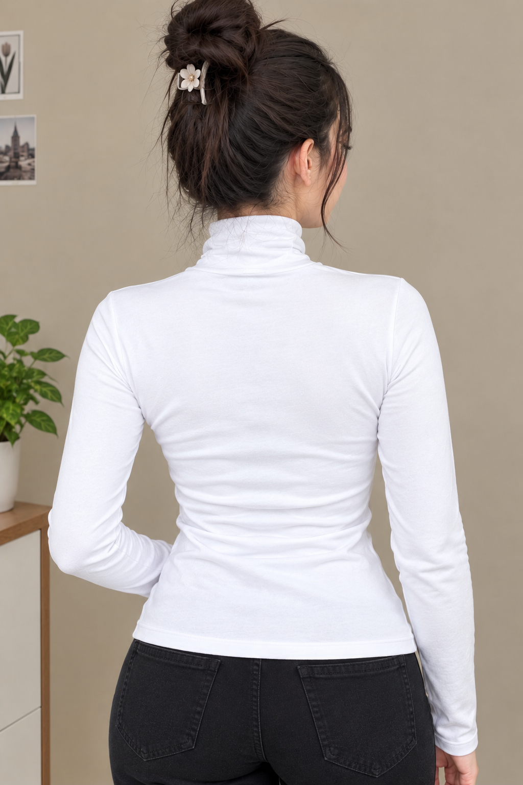 Women’s Premium Black High-Neck Hineck